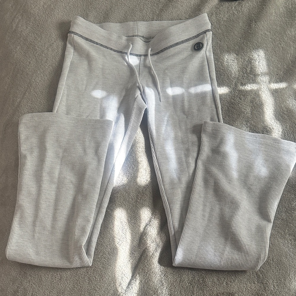 Gray knit textured Pants